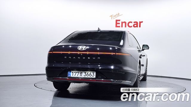 Hyundai Grandeur GN7 2,5 Gasoline 2WD Calligraphy - фото 3