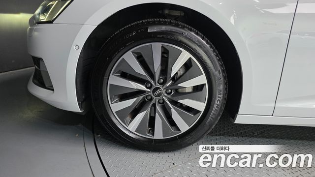 Audi A6 C8 45 TFSI - фото 4
