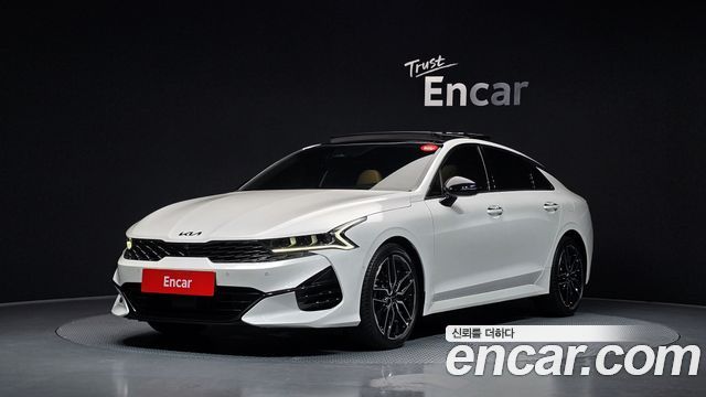 Kia K5 3-го поколения 1.6 Turbo Signature - фото 0