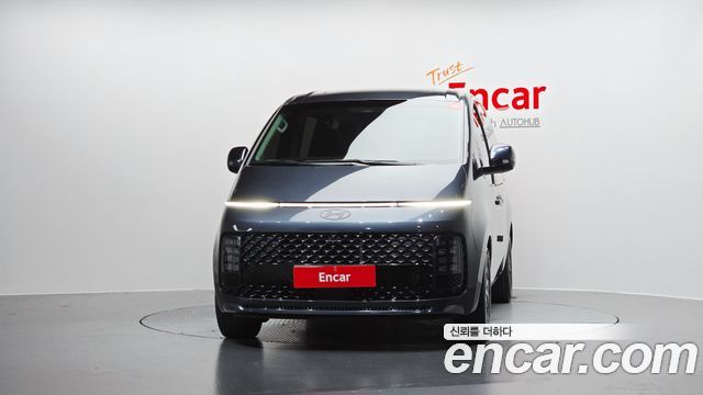 Hyundai Staria Lounge 7-Seater Inspiration - фото 2
