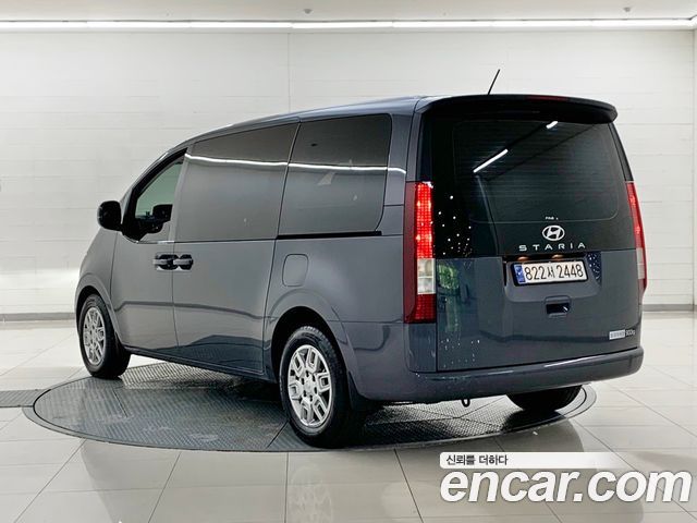 Hyundai Staria Cargo 3-Seater Modern - фото 1