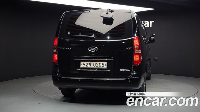 Hyundai Starex Новый Van 5-Seater Modern - фото 3