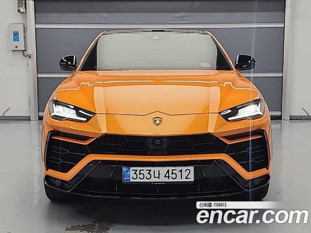 Lamborghini Urus 4.0 V8 - фото 1