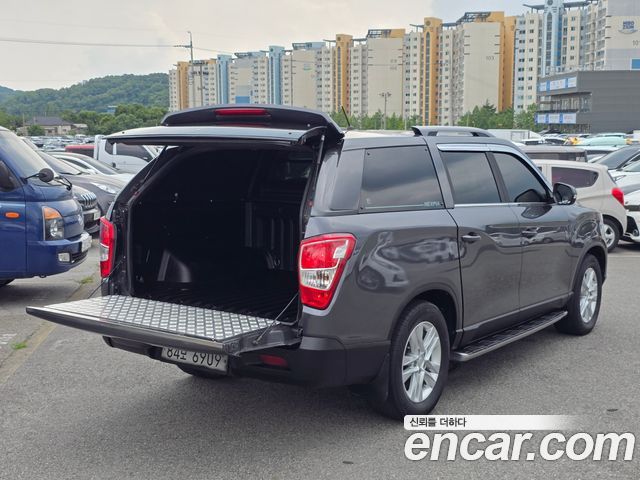 SsangYong Rexton Sports Diesel 2.2 4WD Prestige - фото 4
