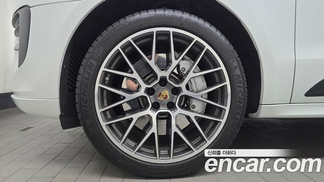Porsche Macan 2.9 GTS 95B - фото 3