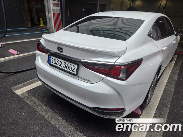 Lexus ES 7-го поколения Luxury Plus - фото 4