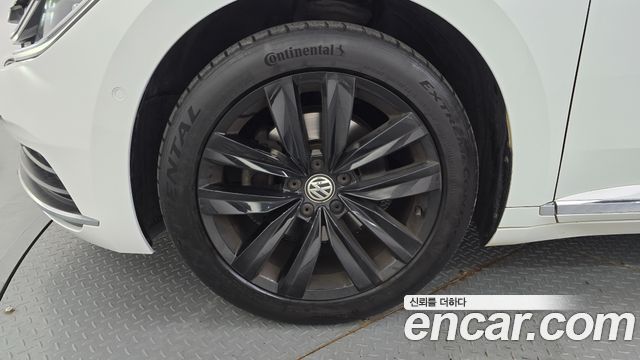 Volkswagen Arteon 2.0 TDI Prestige - фото 4