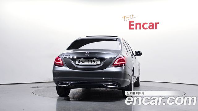 Mercedes-Benz C-Class W205 C220 d Avantgarde - фото 2