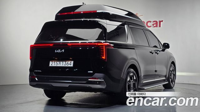 Kia Carnival Новый 4-го поколения HEV 4-Seater Hi Limousine Signature - фото 1