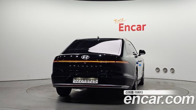 Hyundai Grandeur GN7, гибрид Premium - фото 3