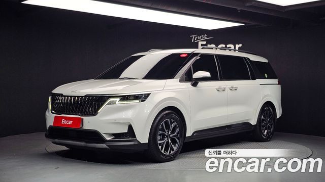 Kia Carnival 4-го поколения 9-Seater Noblesse - фото 0