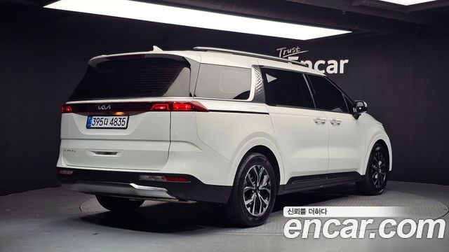 Kia Carnival 4-го поколения 9-Seater Noblesse - фото 1
