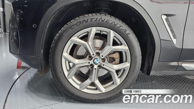 BMW X3 G01 xDrive 20i - фото 3
