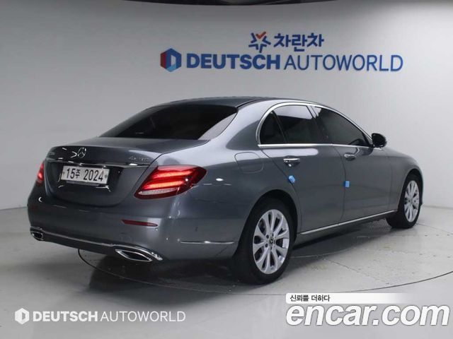 Mercedes-Benz E-Class W213 E220d 4MATIC Exclusive - фото 1