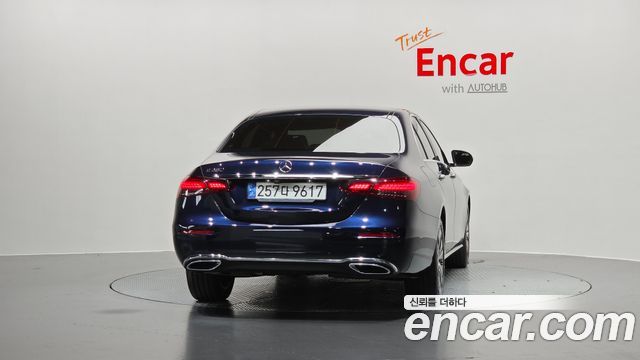 Mercedes-Benz E-Class W213 E250 Avantgarde - фото 2