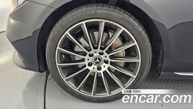 Mercedes-Benz E-Class W213 E300 Avantgarde - фото 3