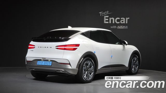 Genesis GV60 Standard - фото 1