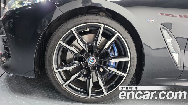 BMW 8 Series G15 M850i xDrive Gran Coupe - фото 4