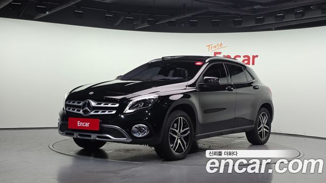 Mercedes-Benz GLA-Class X156 GLA220 - фото 0