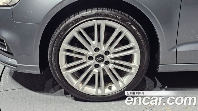 Audi A3 40 TFSI 8V - фото 4