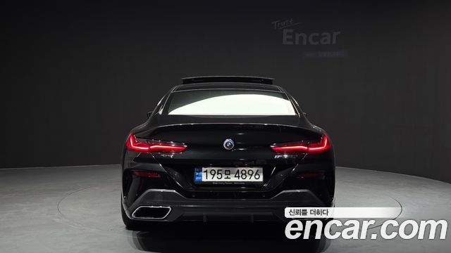 BMW 8 Series G15 M850i xDrive Gran Coupe - фото 3