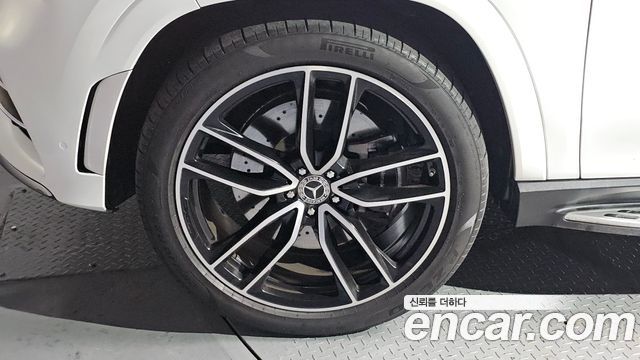 Mercedes-Benz GLS-Class X167 GLS580 4MATIC - фото 4