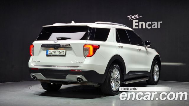 Ford Explorer 6-го поколения 2.3 LimIted 4WD - фото 1