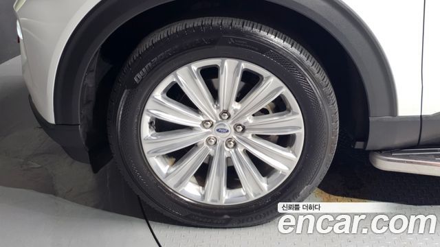 Ford Explorer 6-го поколения 2.3 LimIted 4WD - фото 4