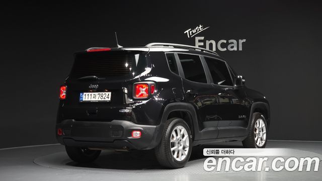 Jeep Renegade 2.4 Longitude - фото 1