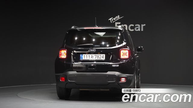 Jeep Renegade 2.4 Longitude - фото 3