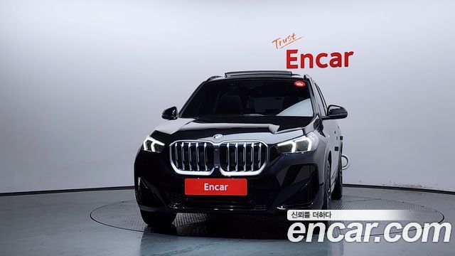 BMW X1 U11 xDrive 20i M Sport - фото 2
