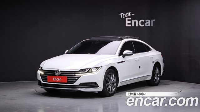 Volkswagen Arteon 2.0 TDI Premium - фото 0