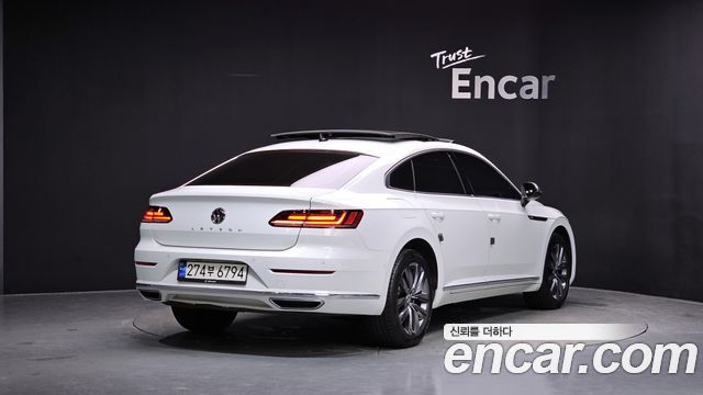 Volkswagen Arteon 2.0 TDI Premium - фото 1