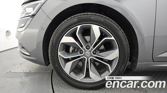 Renault Samsung SM6 2.0 LPe RE - фото 4