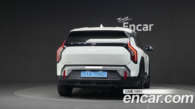 Kia EV3 Long Range 2WD AIr - фото 3