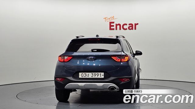 Kia Stonic 1.4 Prestige - фото 3