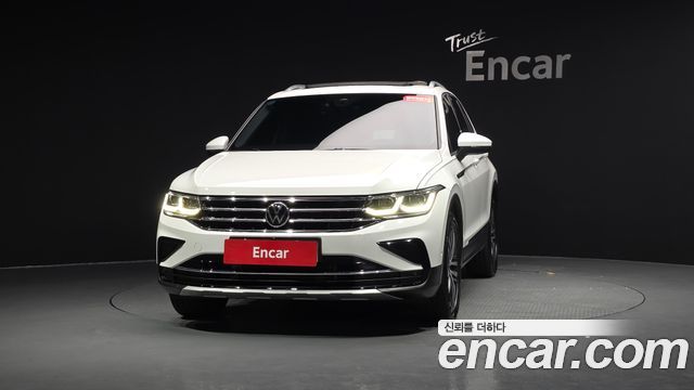Volkswagen Tiguan 2-го поколения 2.0 TDI Prestige - фото 1
