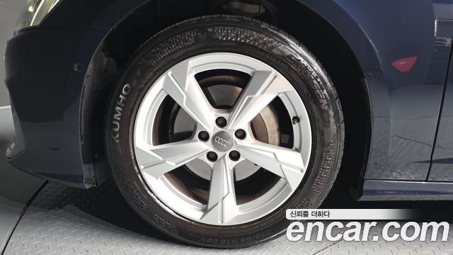 Audi A6 C8 40 TDI - фото 4