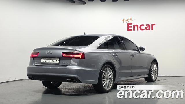Audi A6 35 TDI Premium C7 - фото 1