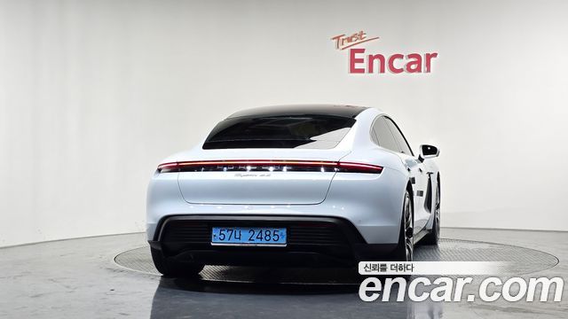 Porsche Taycan 4S - фото 3