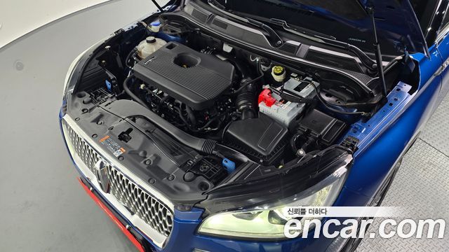 Lincoln Corsair 2.0 Reserve AWD - фото 4