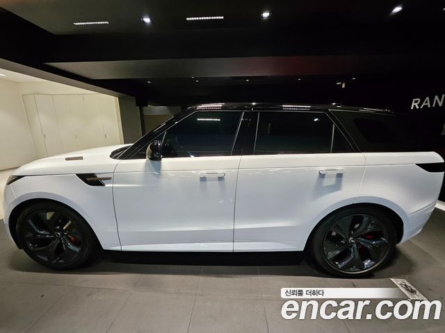 Land Rover Range Rover Sport 3-го поколения D300 HSE Dynamic - фото 0