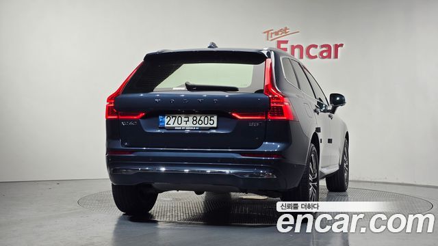 Volvo XC60 2-го поколения B5 Inscription - фото 3