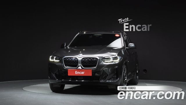 BMW iX3 M Sports - фото 2