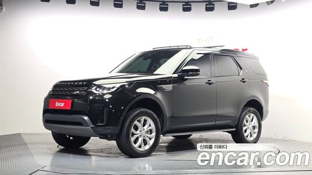 Land Rover Discovery 3.0 SD6 SE - фото 0