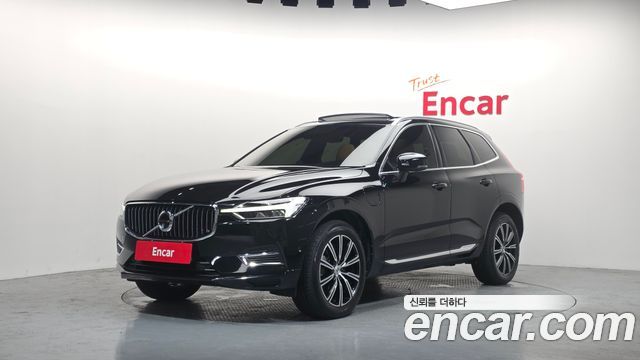 Volvo XC60 2-го поколения T8 Inscription - фото 0
