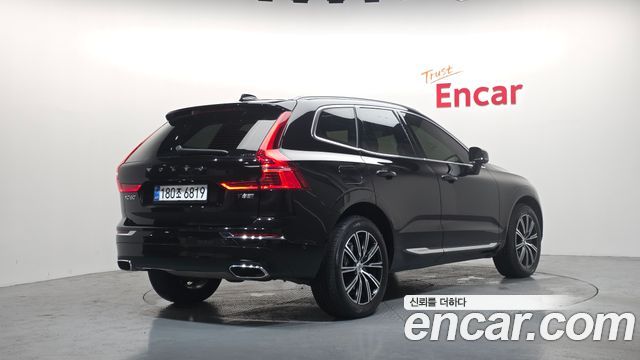 Volvo XC60 2-го поколения T8 Inscription - фото 1