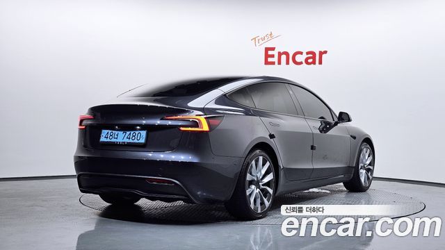 Tesla Model 3 RWD - фото 1