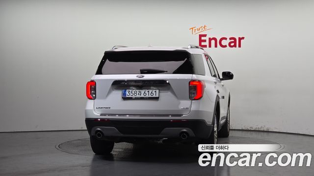 Ford Explorer 6-го поколения 2.3 LimIted 4WD - фото 3