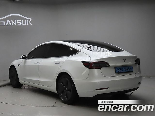 Tesla Model 3 Standard Range Plue RWD - фото 2